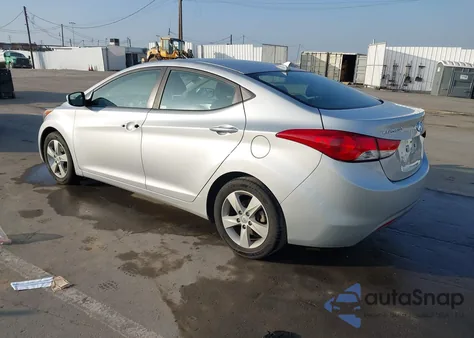 2013 Hyundai Elantra Gls z USA, uszkodzony, nr VIN KMHDH4AE0DU016625